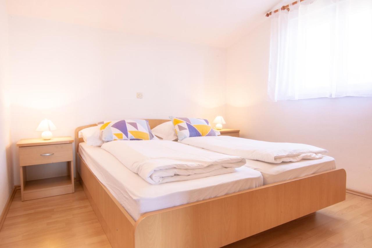 Steko Accomodations Makarska Buitenkant foto
