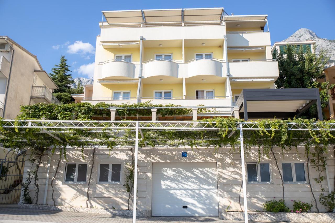 Steko Accomodations Makarska Buitenkant foto