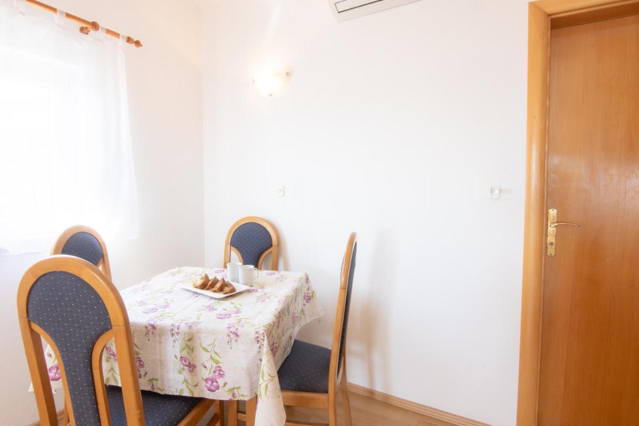 Steko Accomodations Makarska Buitenkant foto